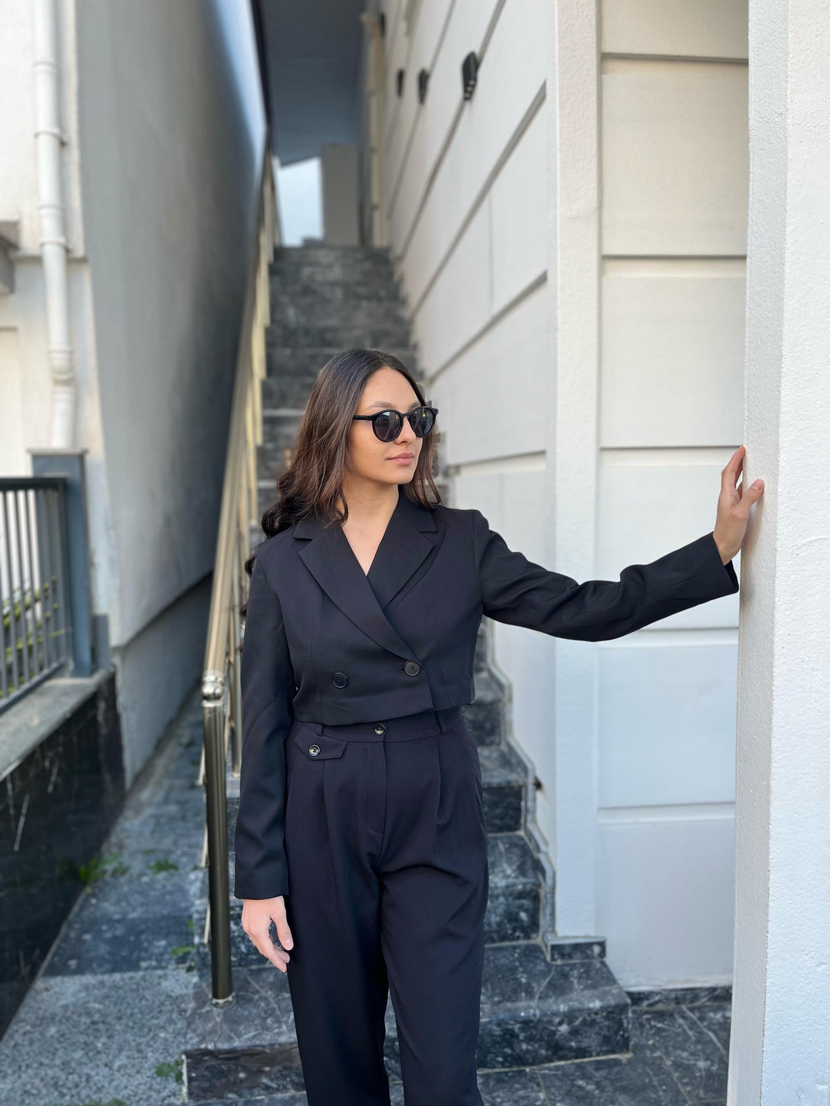 Siyah Kısa Blazer Ceket