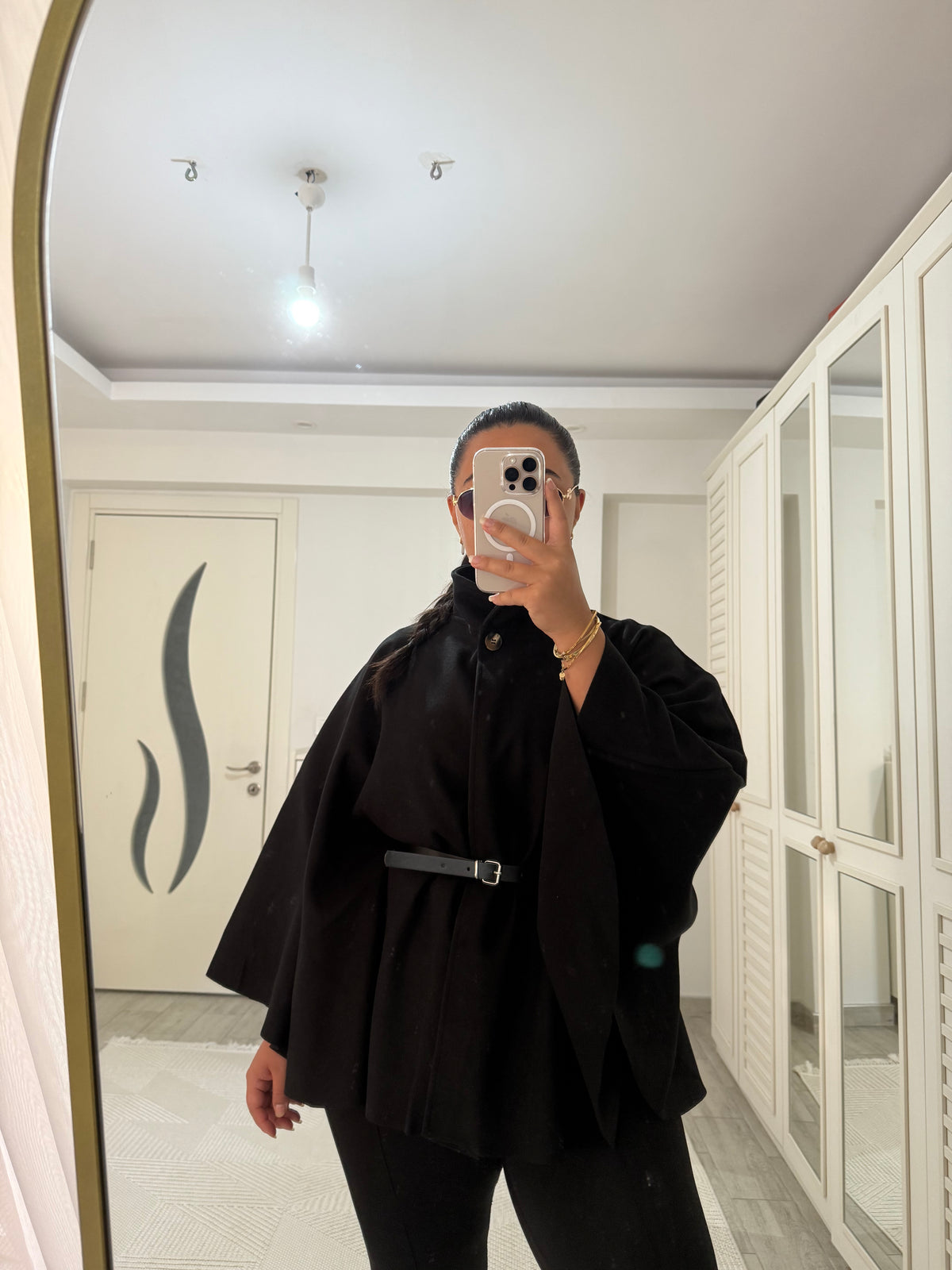 Siyah Kemerli Kaşe Panço