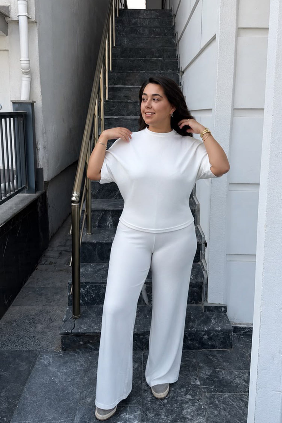 Yarasa Kol Rahat Kesim ikili Model Takım- Beyaz