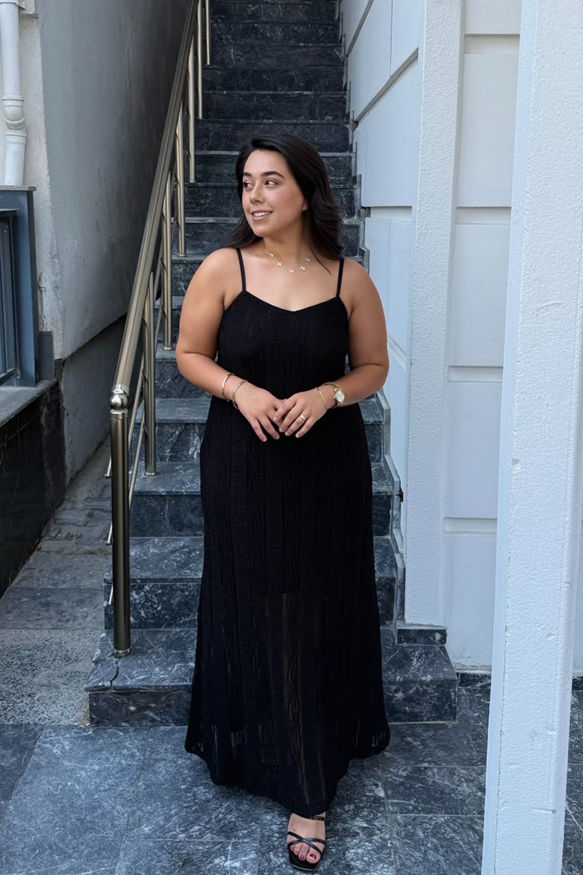Siyah Ayarlanabilir Askılı Dantelli Elbise
