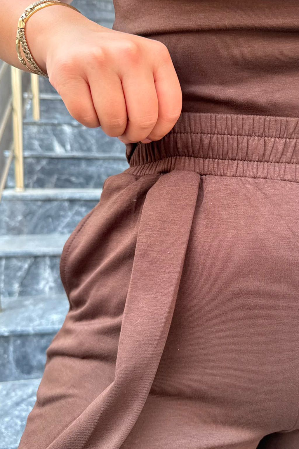 Döküm Bol Paça Eşofman Takımı-Kahverengi