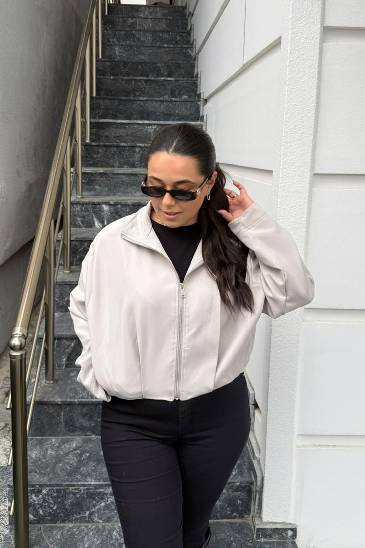 Dik Yaka İçi Astarlı Bomber Ceket