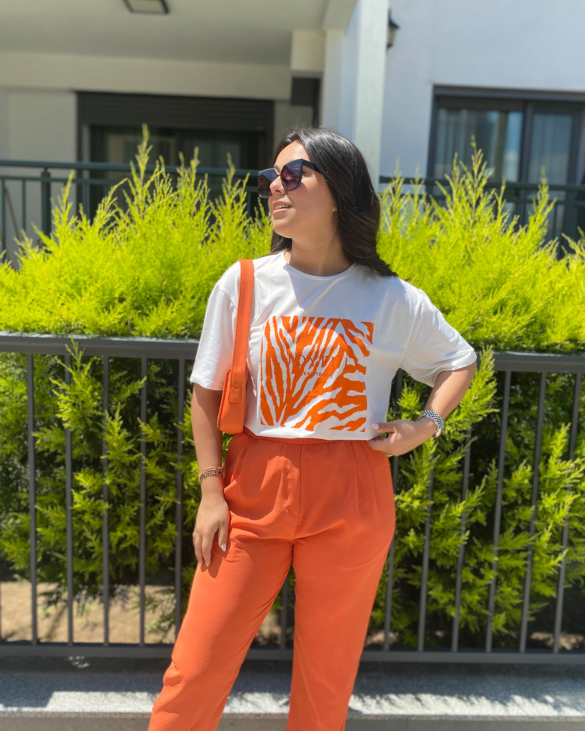 Turuncu Beyaz Tshirt