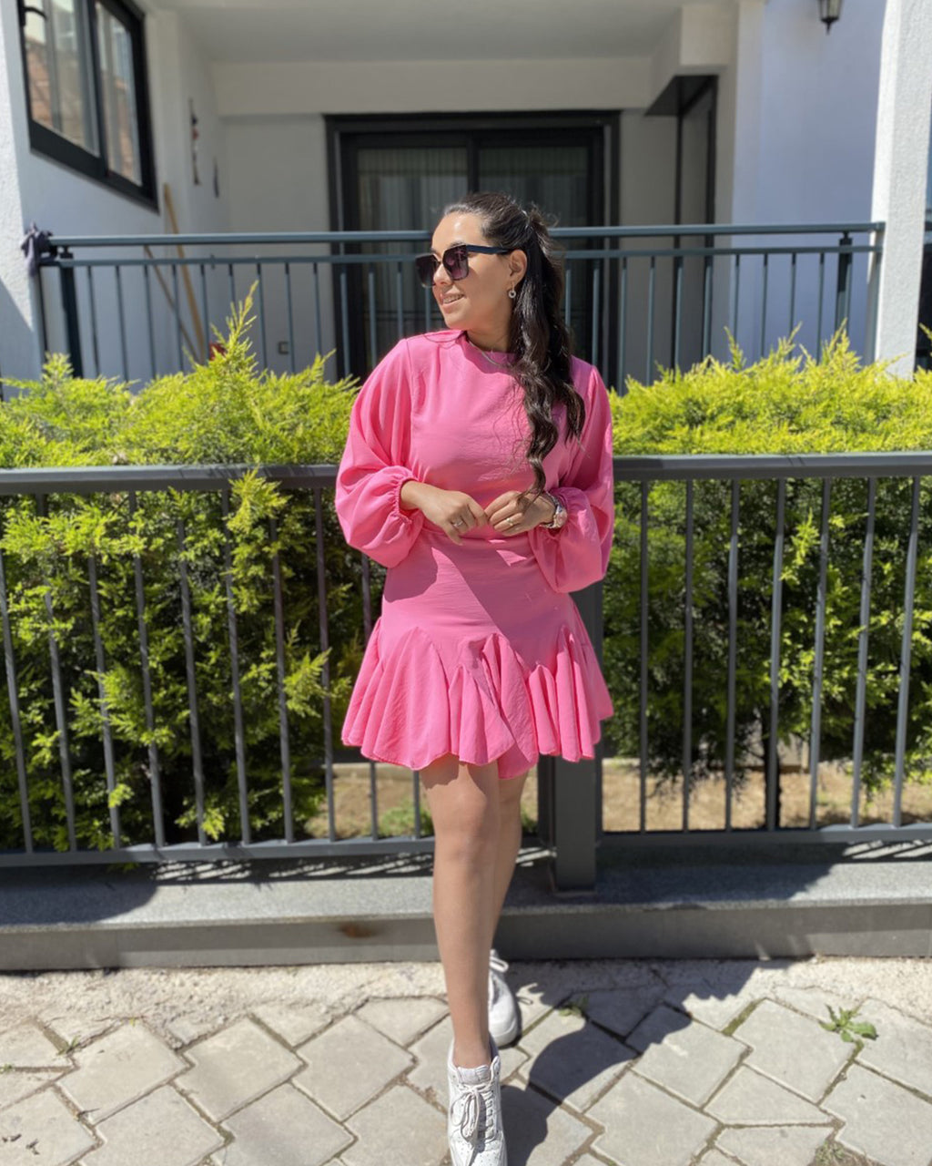 Pembe Elbise
